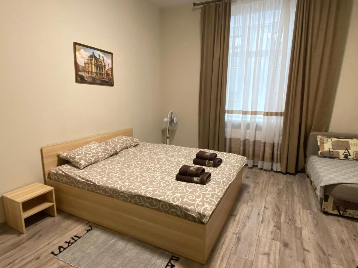 The Heart Of Lviv Apartments - Lviv Room photo